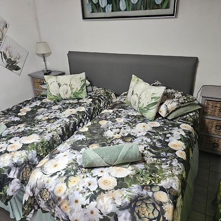 The Haven: Make Our Home Your Home Estcourt Exteriör bild